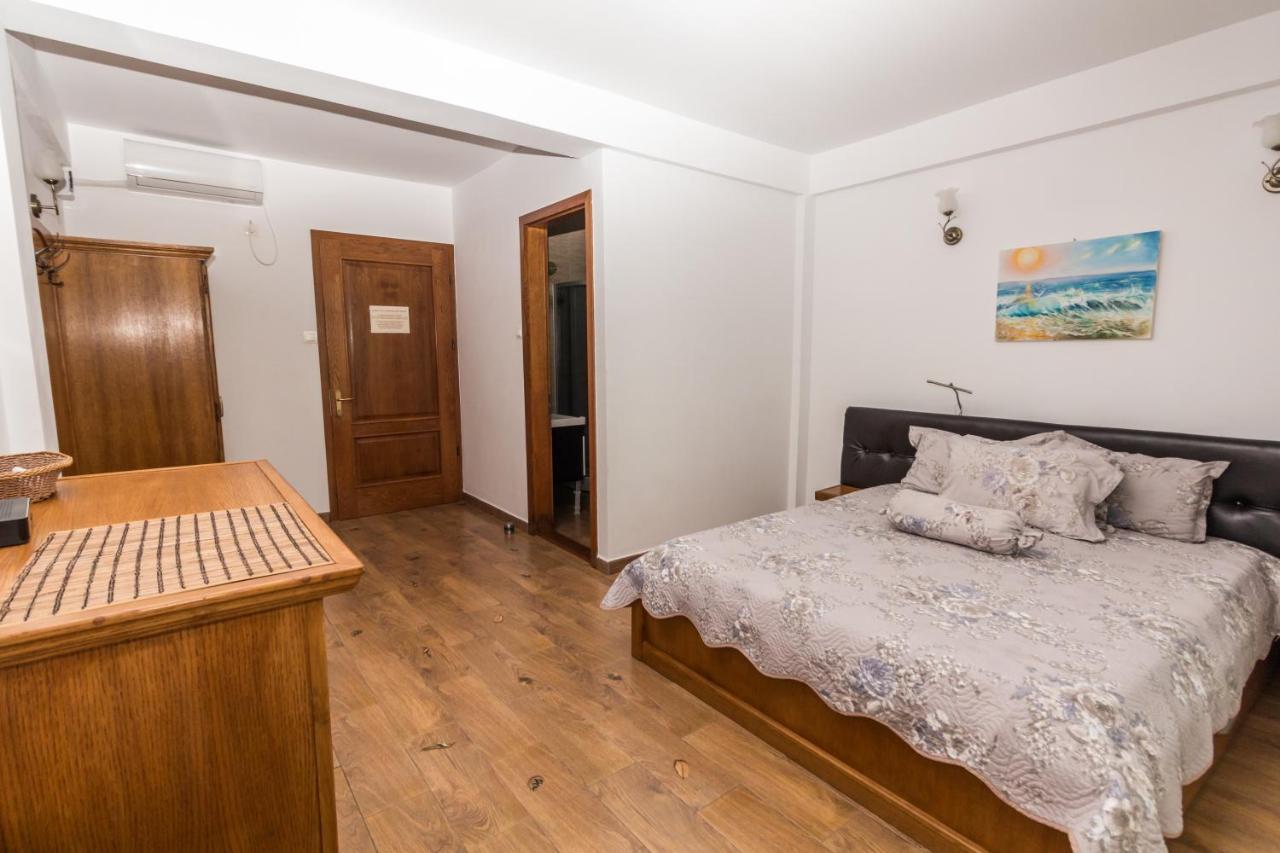 Vila Pe Plaja Nr 9 Сатурн Екстериор снимка
